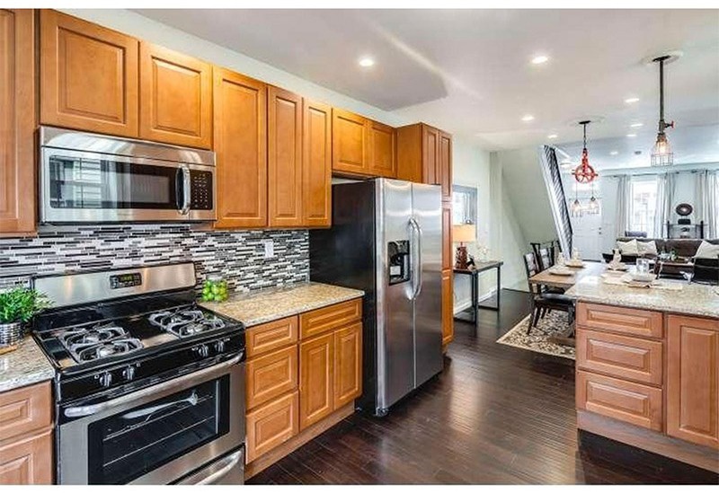 wood-grain raised kitchen cabinet